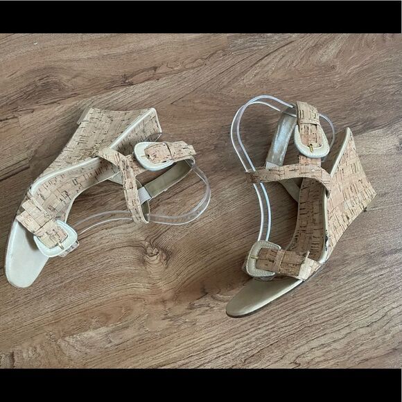 Stuart Weitzman cork wedges - Picture 5 of 13